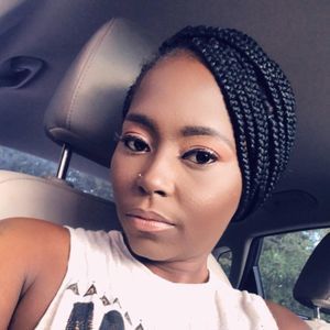 Meet your Posher, Nika